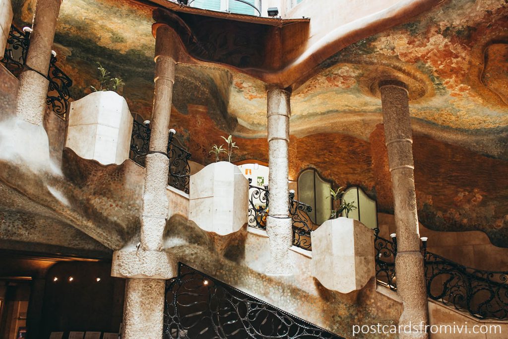 Visita a La Pedrera de Gaudí en Barcelona