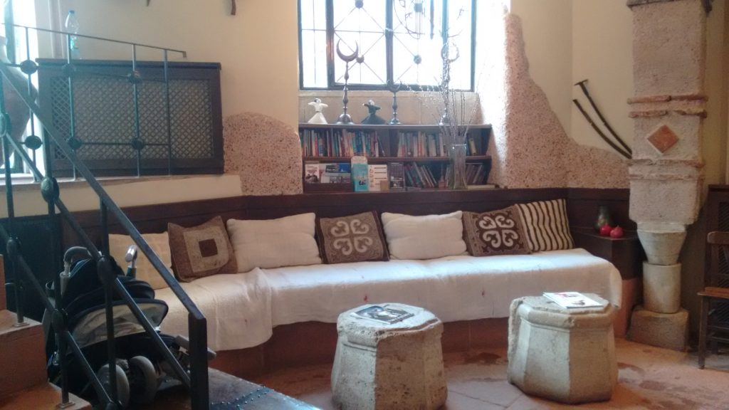 Hotel Empress Zoe