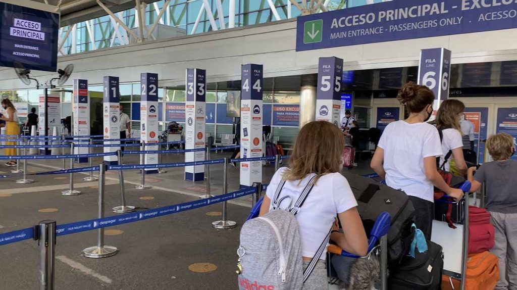requisitos para viajar a España en pandemia.