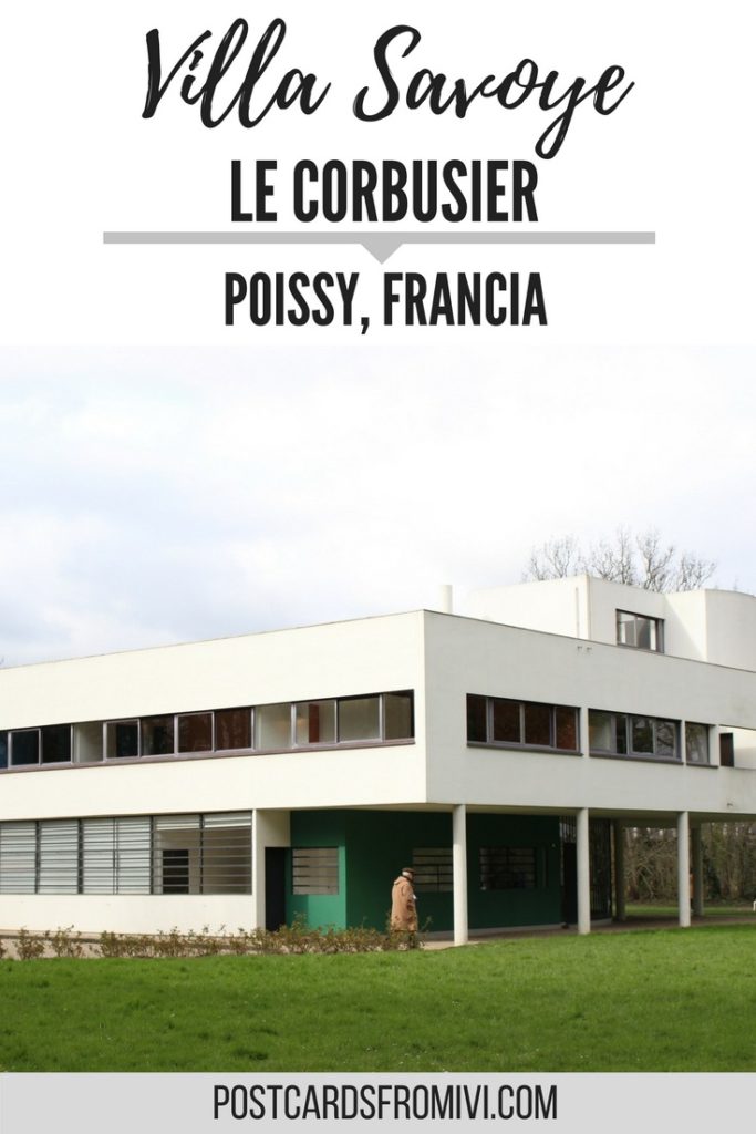 Visitando la Villa Savoye de Le Corbusier desde París