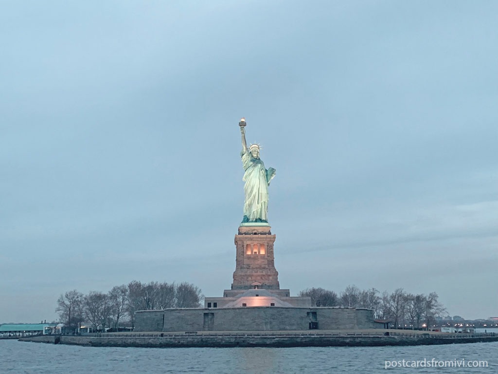 What to do in new York-The safety pins